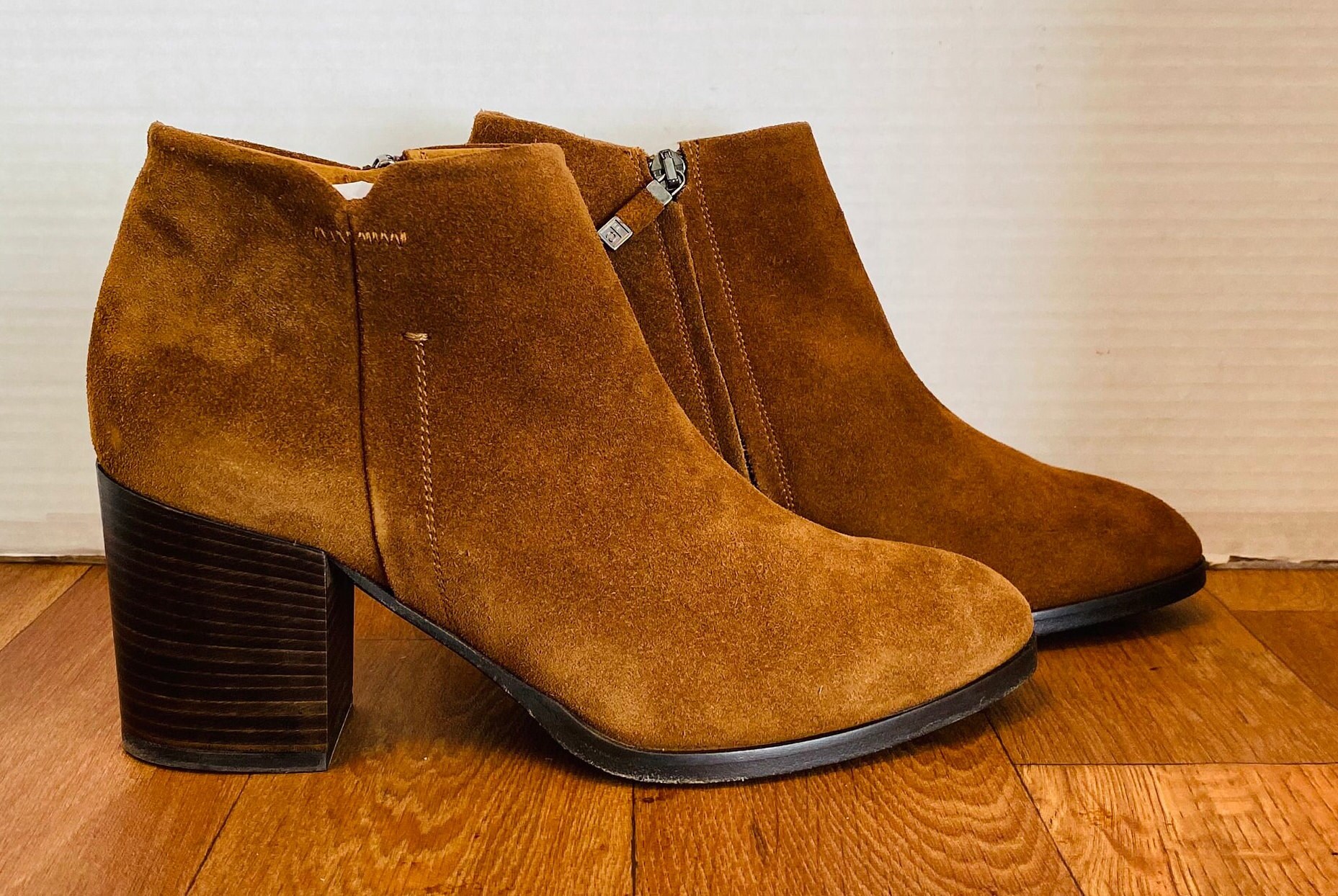 Alberto fermani Suede Boots - Neutrals. Slouch. Size 9.5. ALBERTO FERMANI, Womens Suede Boots, 10 / 40. - Etsy main image 4