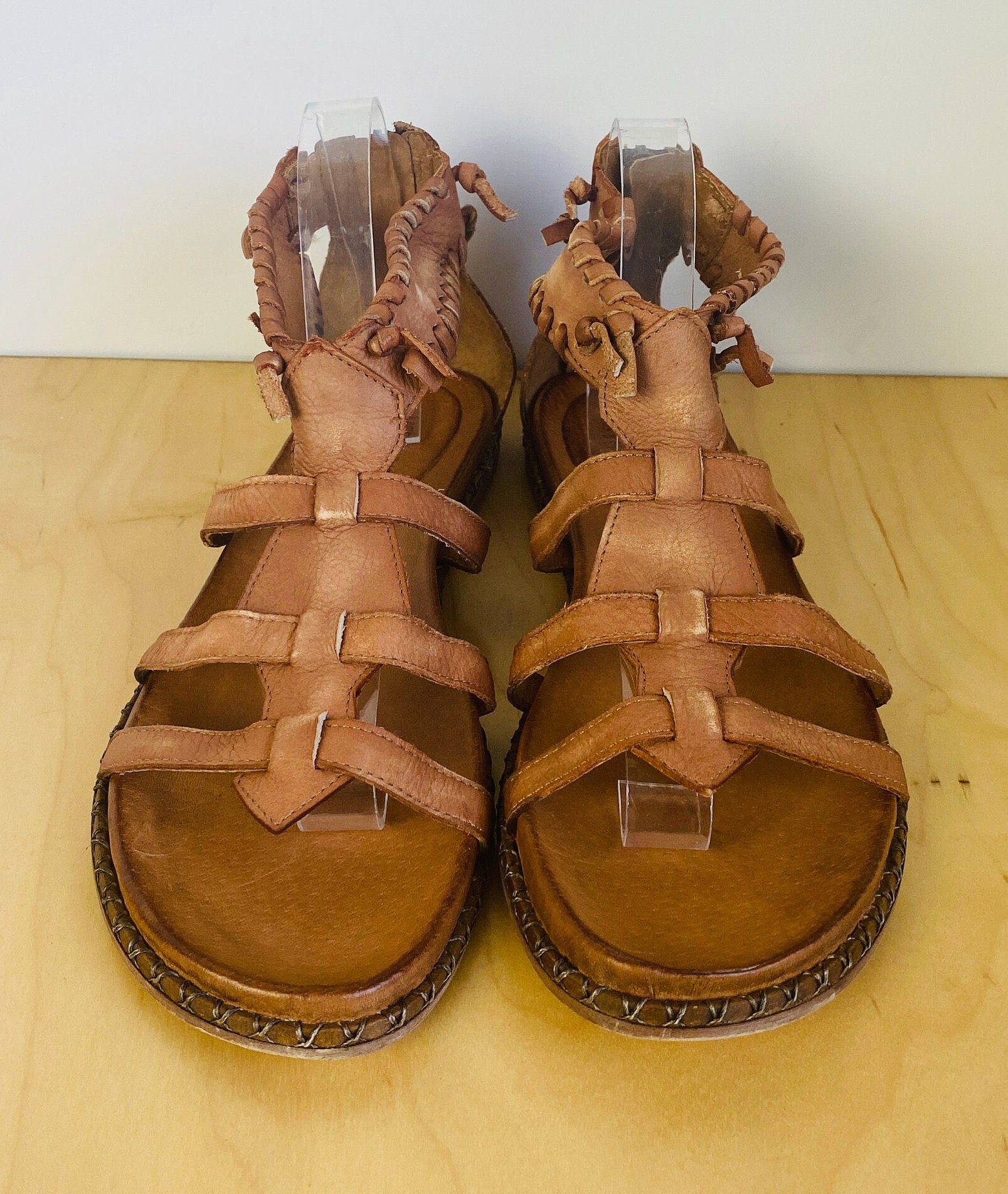 Huarache gladiator deals