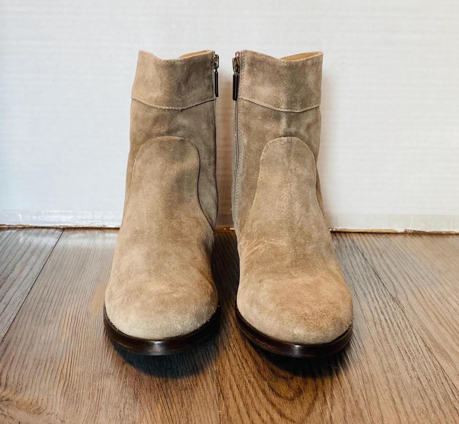Italeau, Italy, Handmade Womens Beige Taupe Suede Ankle  display picture 3