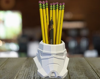 Storm Trooper Pen Holder • Multi Pen and Pencil Holder • Star Wars • Star Wars Lover Gift • Desk Storage • Desk Decor
