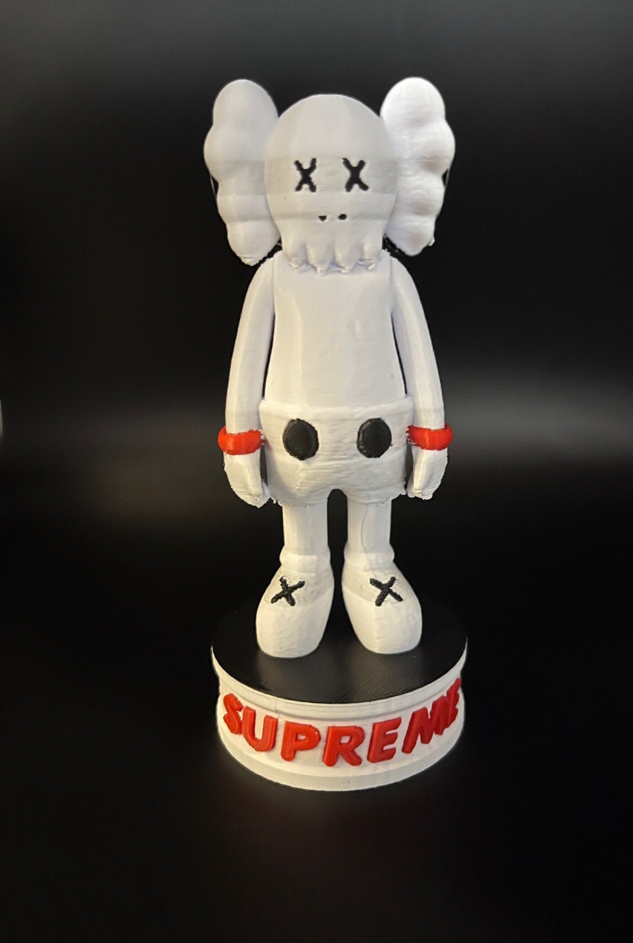 しんちゃん BAPE×KAWS カスタムフィギュア しんちゃん BAPE×KAWS カスタムフィギュア - メルカリ
