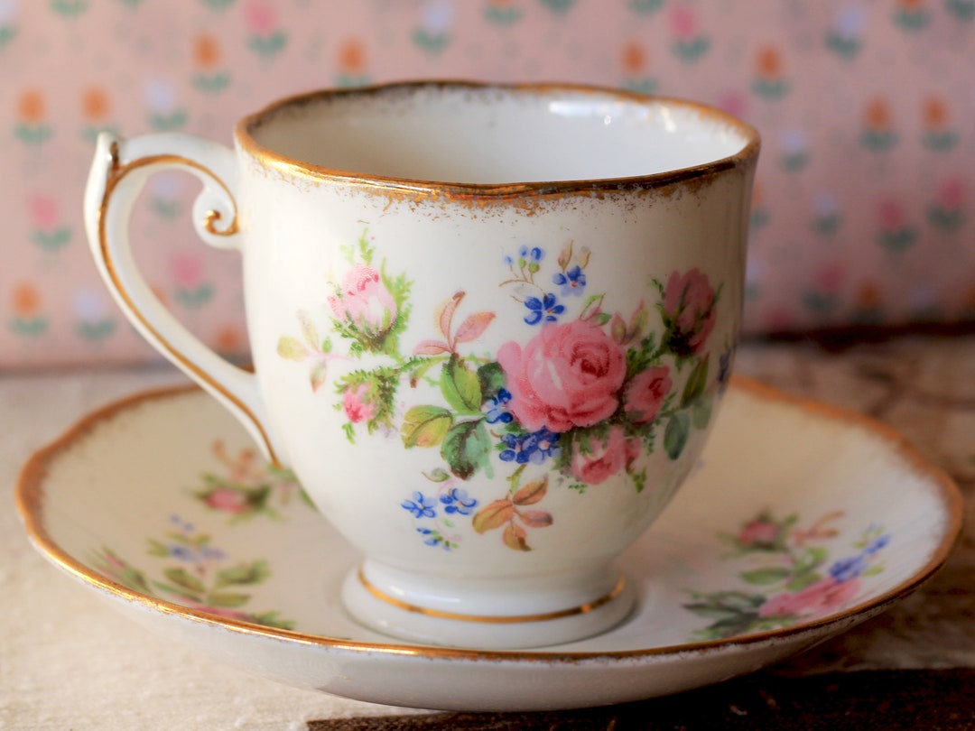 Roslyn Fine Bone China Moss Rose Tea Set / Vintage Tea Set / Roslyn Tea