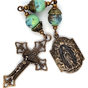 Three Hail Mary in Grotto Verde Terra Agate Gemstone Chaplet - ImmaculateRose