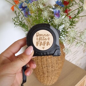 Mètre ruban personnalisé – Le petit cadeau qui mesure grand ! Fête des papas -