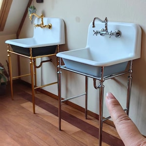 1:6 Puppenhaus-Miniatur-Minisimulation Retro Waschbecken / Wasserhahn / Wasserhahn Modell bjdob11blythe DIY Küche Badezimmerzubehör