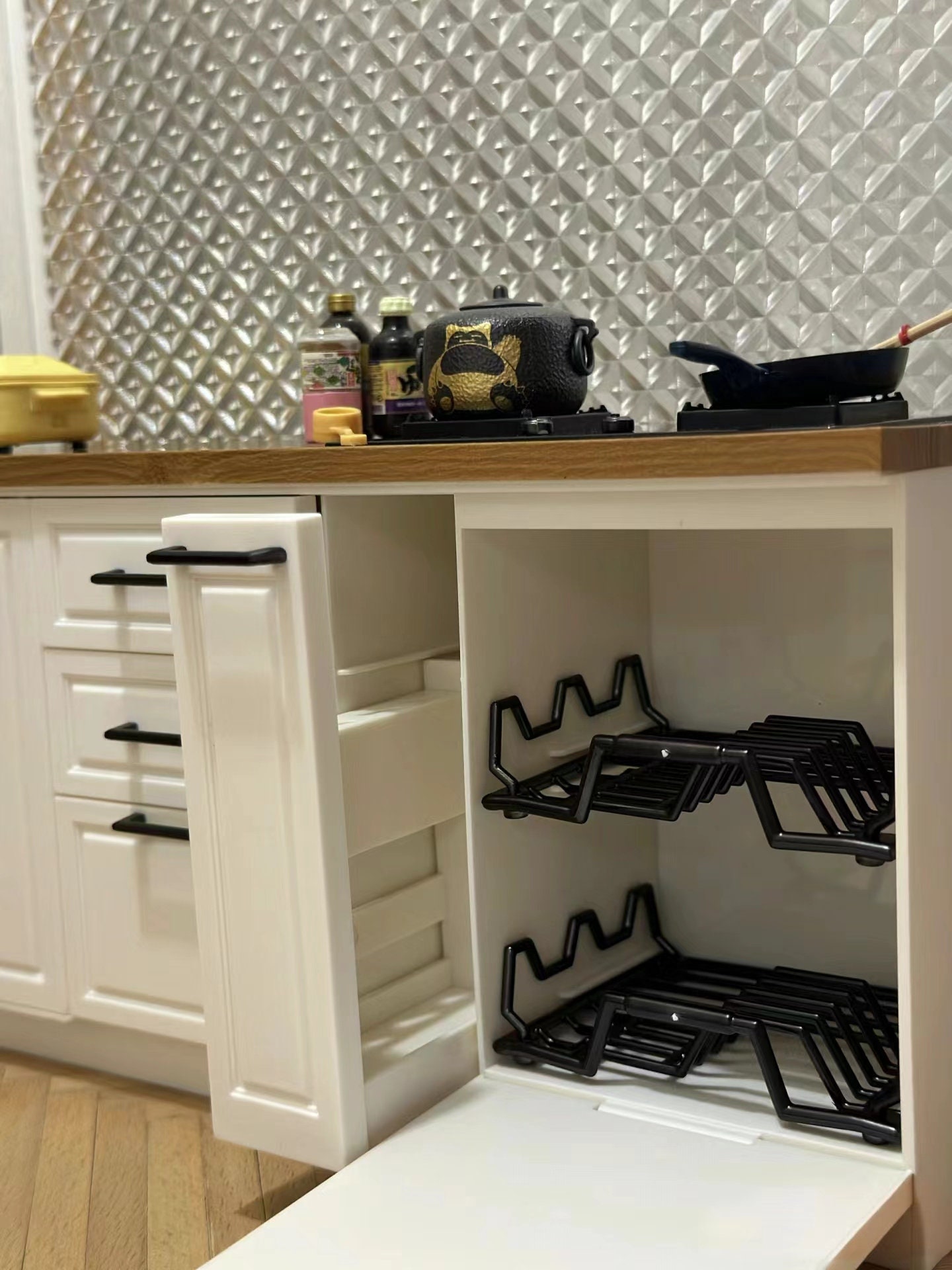 1/6サイズ　ミニチュア　キャビネット+ウォールカップボード 1/6サイズ ミニチュア キャビネット+ウォールカップボード 楽天