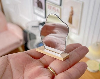 Handmade 1:6 Dollhouse miniature mini simulation Desktop Mirror, Dresser Makeup Mirror model, blytheBJDob11 dolls accessories, desktop toys