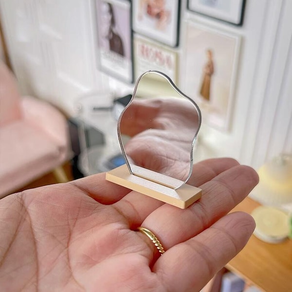 Handmade 1:6 Dollhouse miniature mini simulation Desktop Mirror, Dresser Makeup Mirror model, blytheBJDob11 dolls accessories, desktop toys