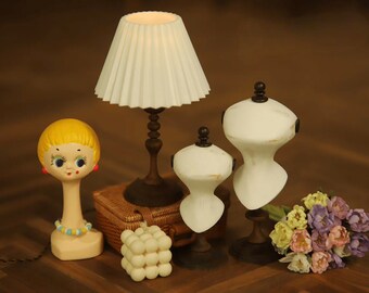 1:6スケールのミニチュアテーブルランプ、レトロドールハウス家具