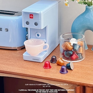 1:6 Dollhouse Miniature Capsule Coffee Machine, BJD Blythe Kitchen Accessory