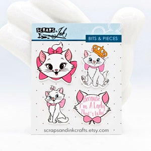 LADY MARIE ディズニーテーマのクラフト、スクラップブック、カード、ヘアアクセサリー、ギフト、ホームデコレーション用のアクリル装飾品 4 個セット - 40948