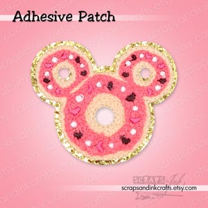Parche bordado/de chenilla con reverso adhesivo (no termoadhesivo) de dona rosa para manualidades, ropa, bolsos y decoración del hogar - 70168