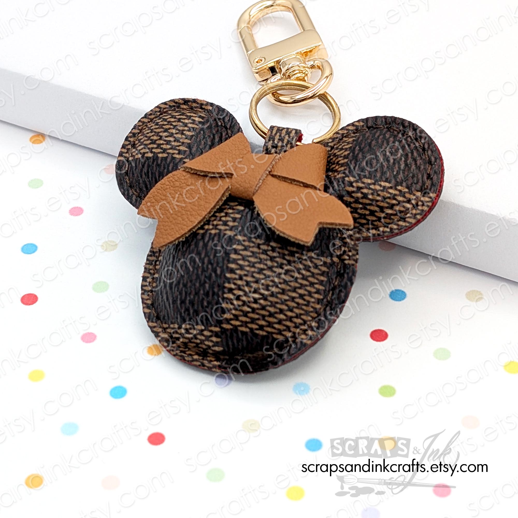 Louis Vuitton ミッキーマウス キーホルダー Louis Vuitton Mickey Keychain - Etsy Canada