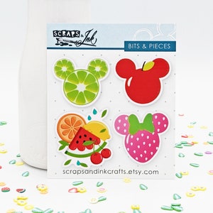 FRUITY Lot de 4 embellissements en acrylique pour travaux manuels sur le thème de Disney, albums de coupures, cartes, accessoires pour cheveux, cadeaux et décoration d'intérieur - 40873