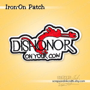 DISHONOR on YOUR COW (Mushu from Mulan) Aufnäher zum Aufbügeln für Kunsthandwerk, Hüte, Geschenke, Kleidung, Rucksäcke, Jacken, Taschen, Dekor- 70346