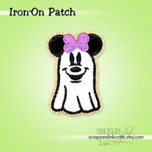 リボン付き小さな幽霊（紫）刺繍/シェニールアイロン接着ワッペン（DIYクラフト、衣類、バッグ、ホームデコレーション用）- 70661
