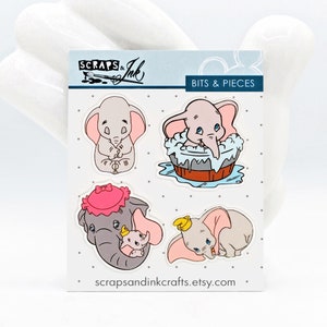 DUMBO #1 Set van 4 acrylversieringen voor ambachten met Disney-thema, plakboeken, kaarten, haaraccessoires, geschenken/huisdecoratie- 41003