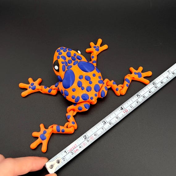 Articulated Frog Figurines – 3D Printed Poison Dart & Rose Frog