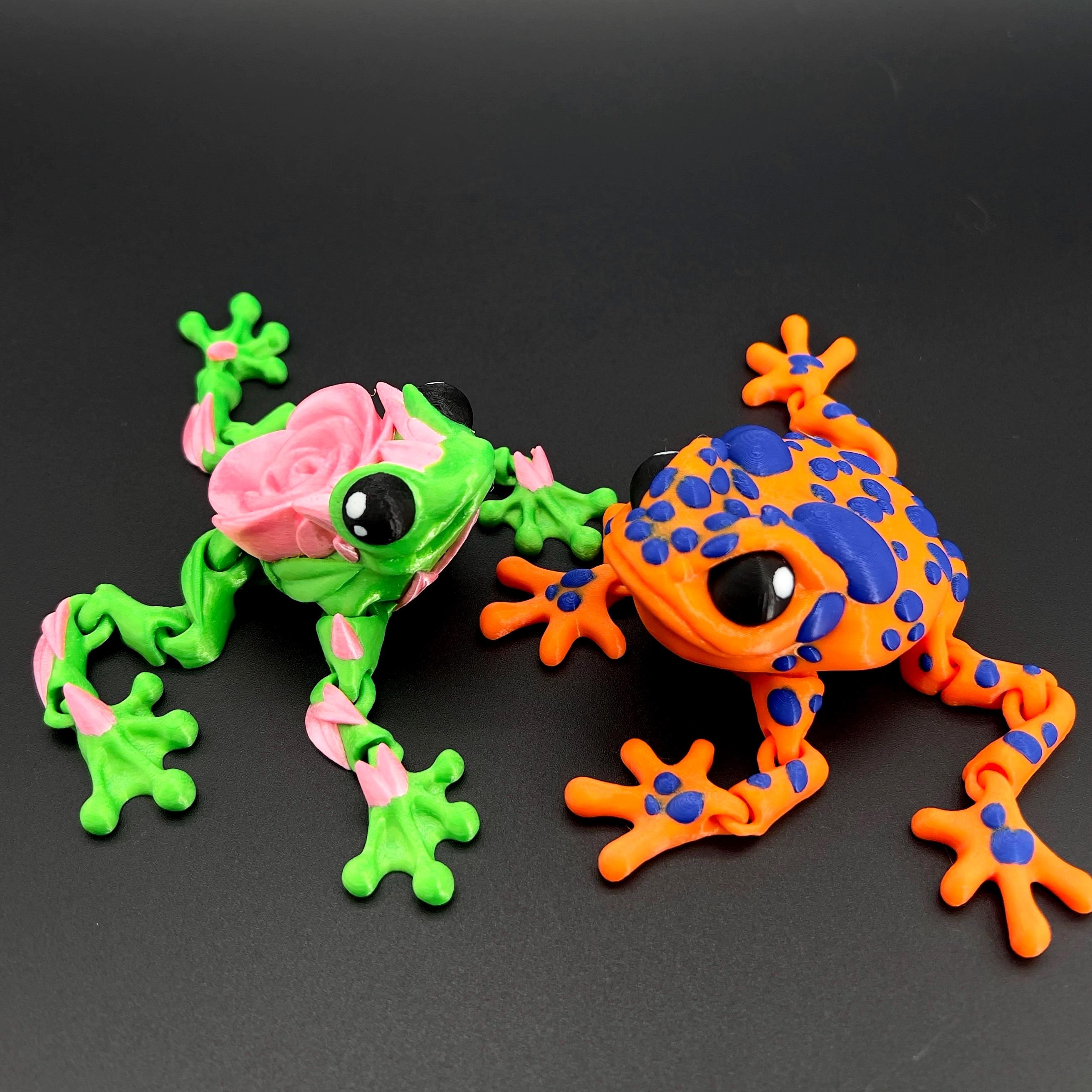 Articulated Frog Figurines – 3D Printed Poison Dart & Rose Frog
