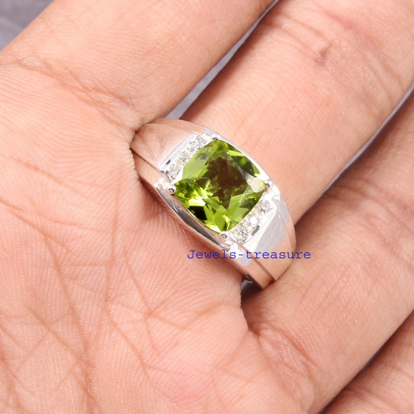 Peridot  Ring, silver Men Ring, Natural Peridot Ring, Peridot Men Ring, 8 X 8 MM Peridot Ring, Birth stone ring, Wedding Ring, Ring  for Him