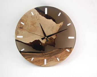 Epoxy Walnut Wood Wall Clock: Coffee-Toned Transparent Resin, Silent