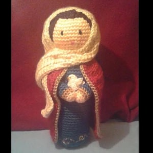 Handmade Crochet Marian Doll - Catholic Gift - Virgin Mary Amigurumi Plush - Religious Keepsake for Baptism