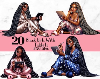 Peut inclure: Illustration numérique de quatre femmes noires en pyjama, chacune tenant une tablette. L'image comprend le texte "20 Black Girls With Tablets PNG files" en noir. Les femmes sont représentées avec de longues tresses et divers ensembles de pyjamas.