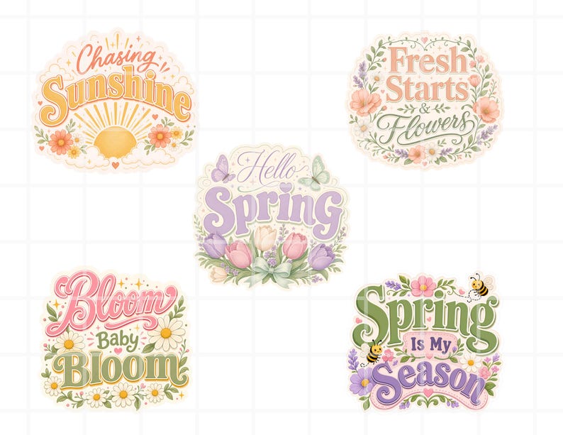K&ouml;nnte beinhalten: Eine Sammlung von f&uuml;nf pastellfarbenen Aufklebern mit floralen und fr&uuml;hlingshaften Designs. Die Aufkleber zeigen S&auml;tze wie "Chasing Sunshine", "Fresh Starts & Flowers", "Hello Spring", "Bloom Baby Bloom" und "Spring Is My Season".