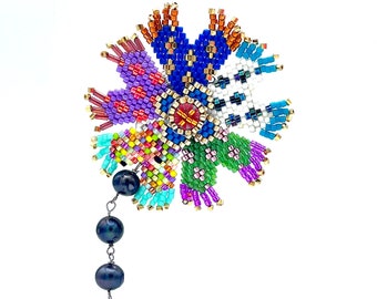 Multicolored brooch in Miyuki beads, BOHO beaded brooch, brooch with multicolored Miyuki hearts, Miyuki brooch