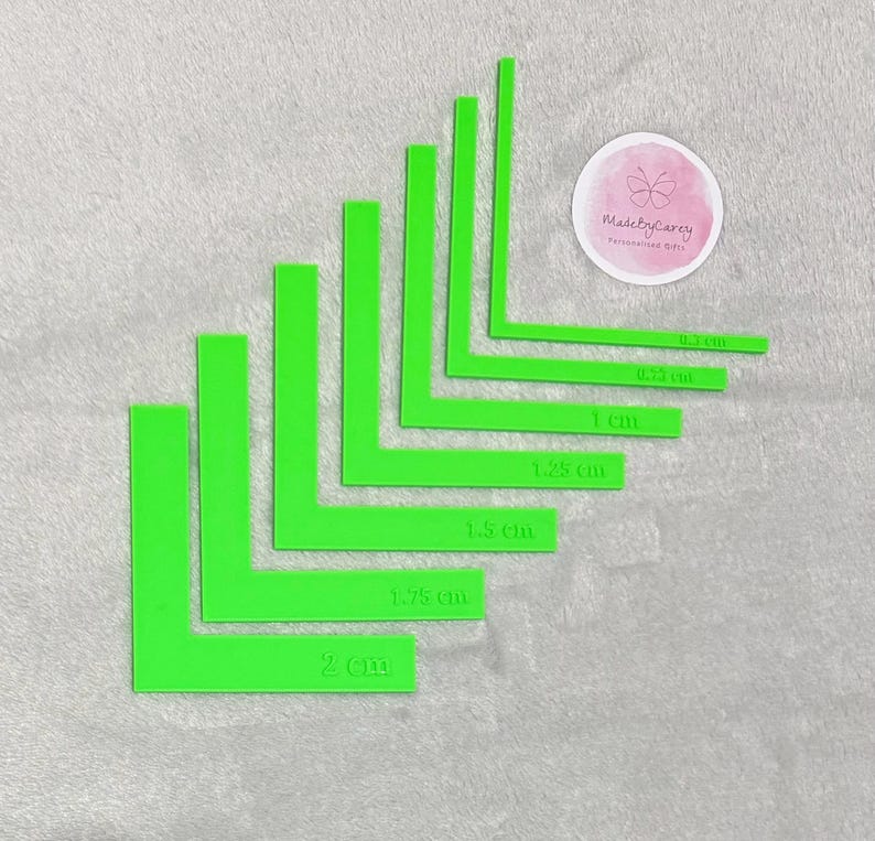 Pyramid Ruler Card Alignment Tool: 3D Printed Layering Guide, 7-piece Set METRIC - Etsy