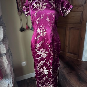 Vintage Tianyan Cheongsam Chinese Dress 100% silk Berry Color