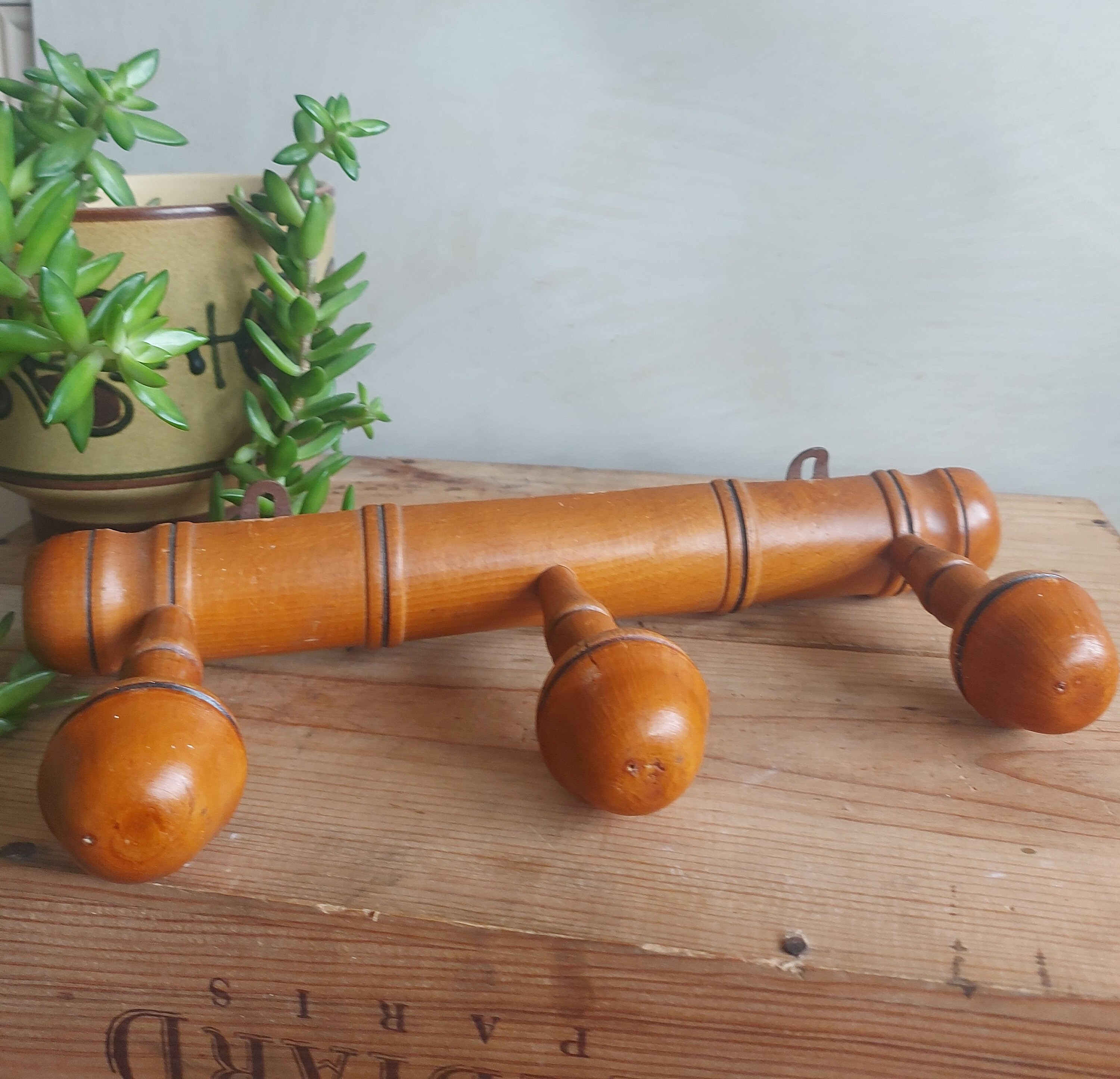 Vintage French Faux Bamboo Coat Rack| Vintage Wall Coat Hook| Faux Bamboo  Peg Coat Rack| Boho Bamboo Decor Bamboo Retro pegs hanger