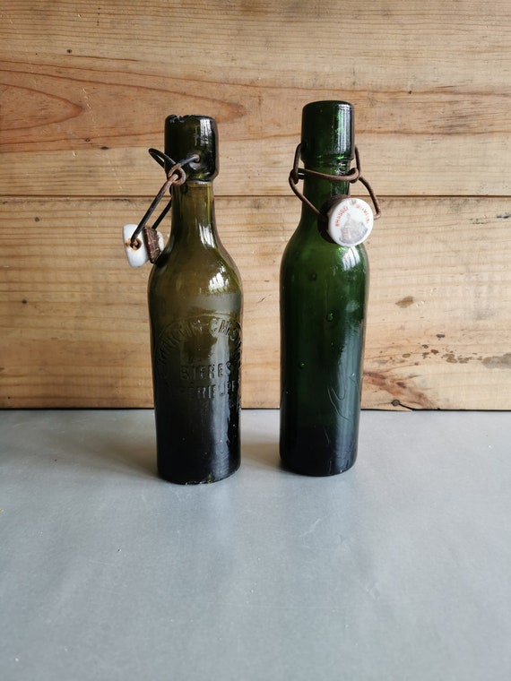 アンティーク ボトル ガラス 瓶 1900年代 2個セット 古瓶 イギリス アンティーク雑貨 アンティーク小瓶 イギリス 細身の小さなガラス