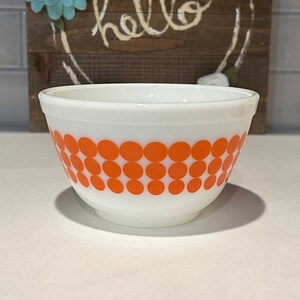 Pyrex Orange Dot 401 Mixing Bowl  | Orange Dot Nesting Pyrex Bowl | Vintage Kitchen Dishware