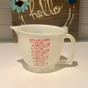 Tupperware Red And Blue 4 Cup Measuring Cup | Red & Blue Tupperware Batter Measuring Bowl | Retired Tupperware