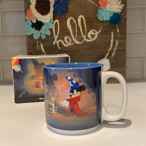 ヴィンテージ ソーサラーの陶器製コーヒーマグ