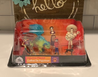 Disney Coco Deluxe Figure Play Set | Collectable