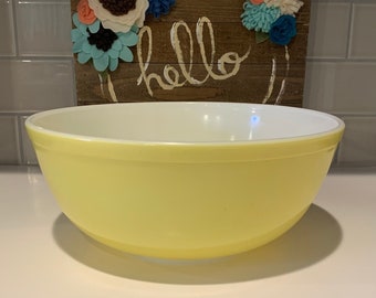 Pyrex Serving Bowl #404 | Primary Mixing Yellow Pyrex | Midcentury Mixing Bowl | Nesting Bowl | 1945  Pyrex Kitchenware Yellow Mixing Bowl