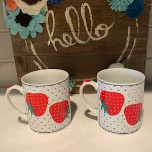 Strawberry Mugs | Vintage Takahashi Strawberry Mugs | Rare Takahashi Strawberry Mugs | Collectable Takahashi Strawberry Mugs
