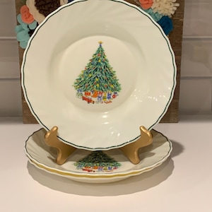 Noel Rim Soup Bowl by SALEM | Christmas Tree Soup Bowl | Christmas Dishes