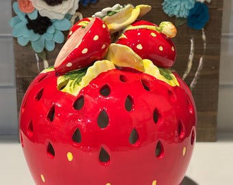リピーター様（いちご様）のオプション追加の出品です（オルゴナイト） セラミックストロベリーライト：電池式テーブルセンターピース - Etsy 日本