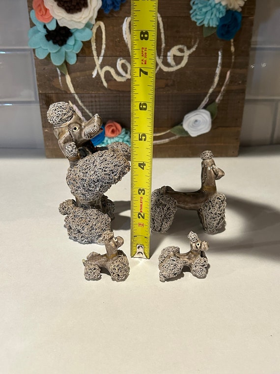 ヴィンテージグレースパゲッティプードルファミリーフィギュア