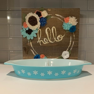 Pyrex Oval Divided Vegetable Dish | Turquoise Snowflake Pyrex Dish