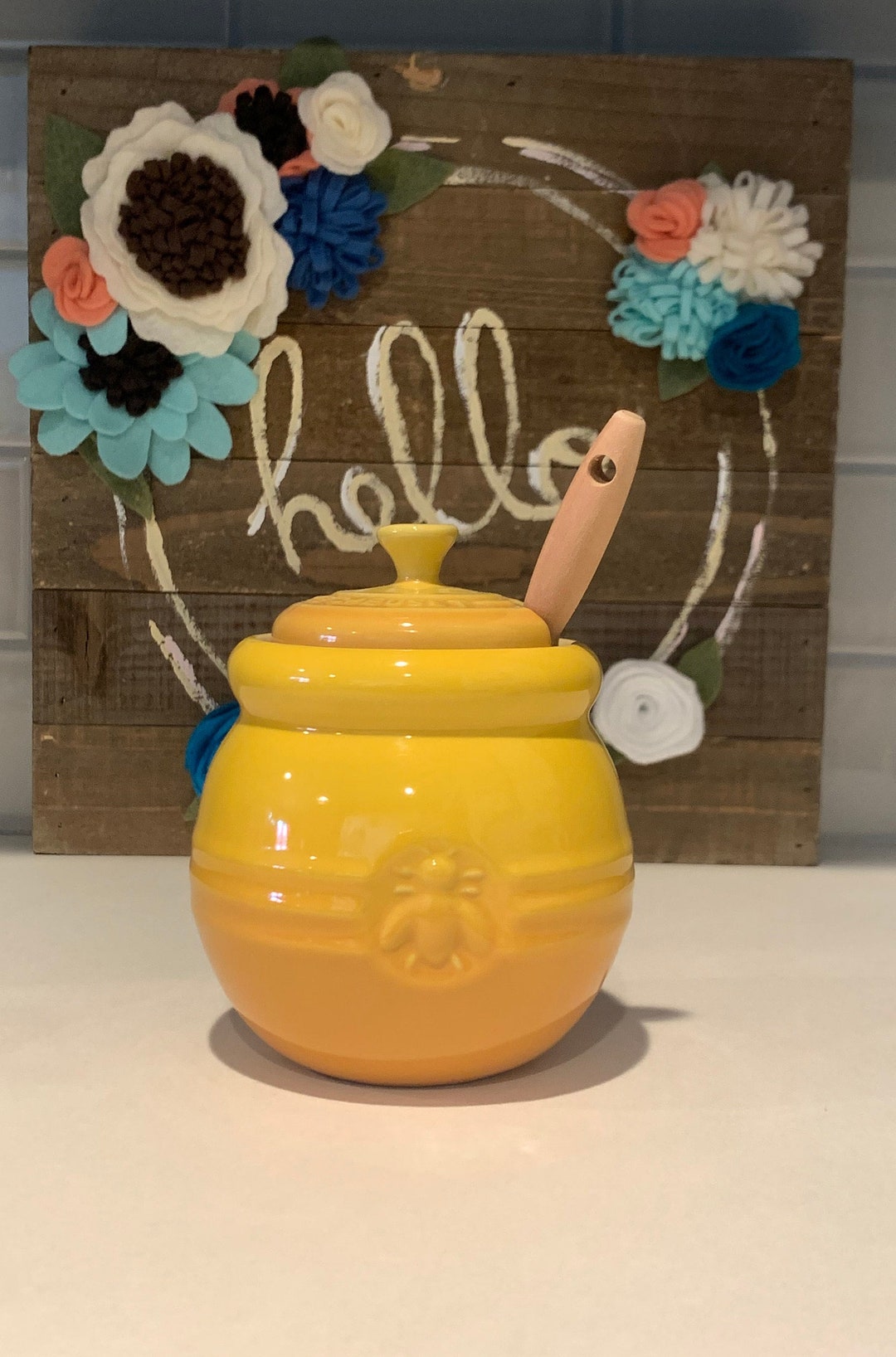 Le Creuset Yellow Honey Pot With Wooden Silicone Dipper Kitchen