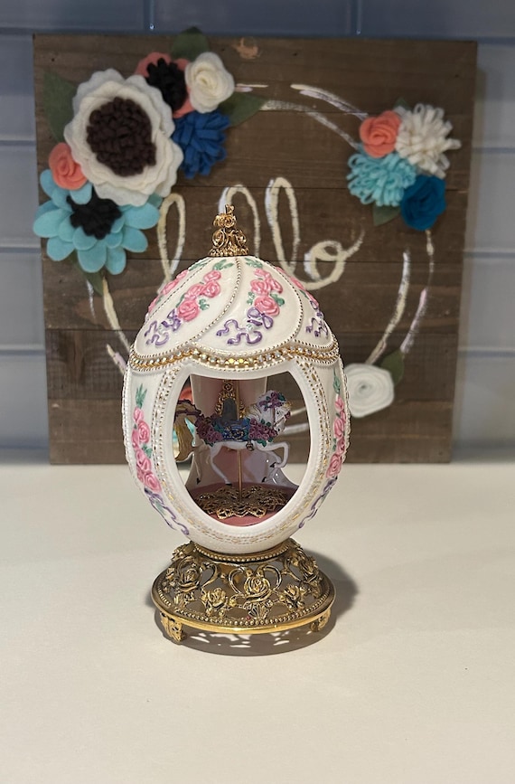Franklin Mint Faberge Musical Carousel Egg: Collectible Figurine