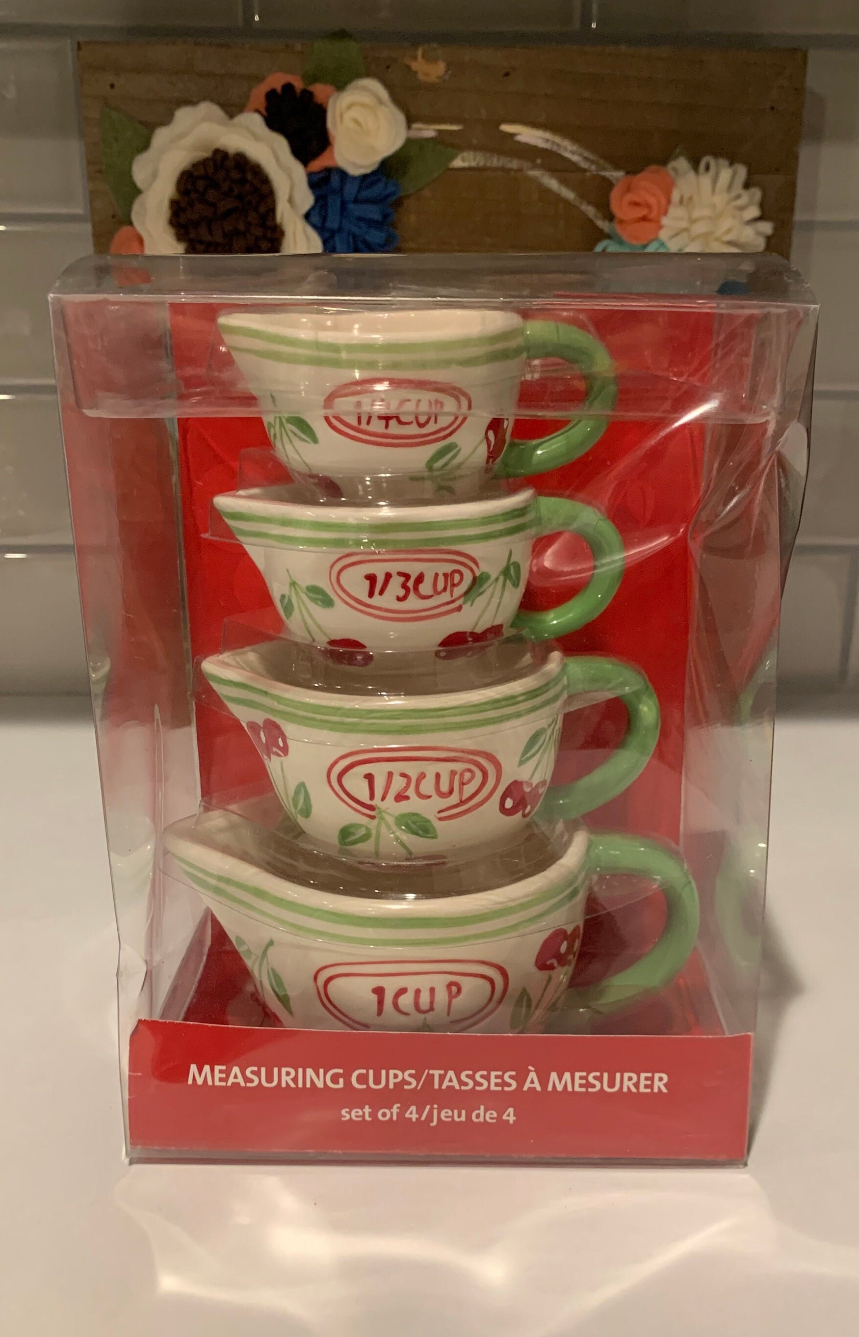 Betty Crocker 4 Cup Plastic Measuring Cup 1 Quart Measuring Cup Metric  Milliliters and Ounces. Collectible Vintage Kitchen 