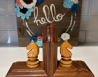 Wooden Knight Chess Bookends | Vintage Library Decor