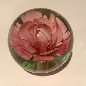 Pink Flower Paperweight | Collectable Paperweight