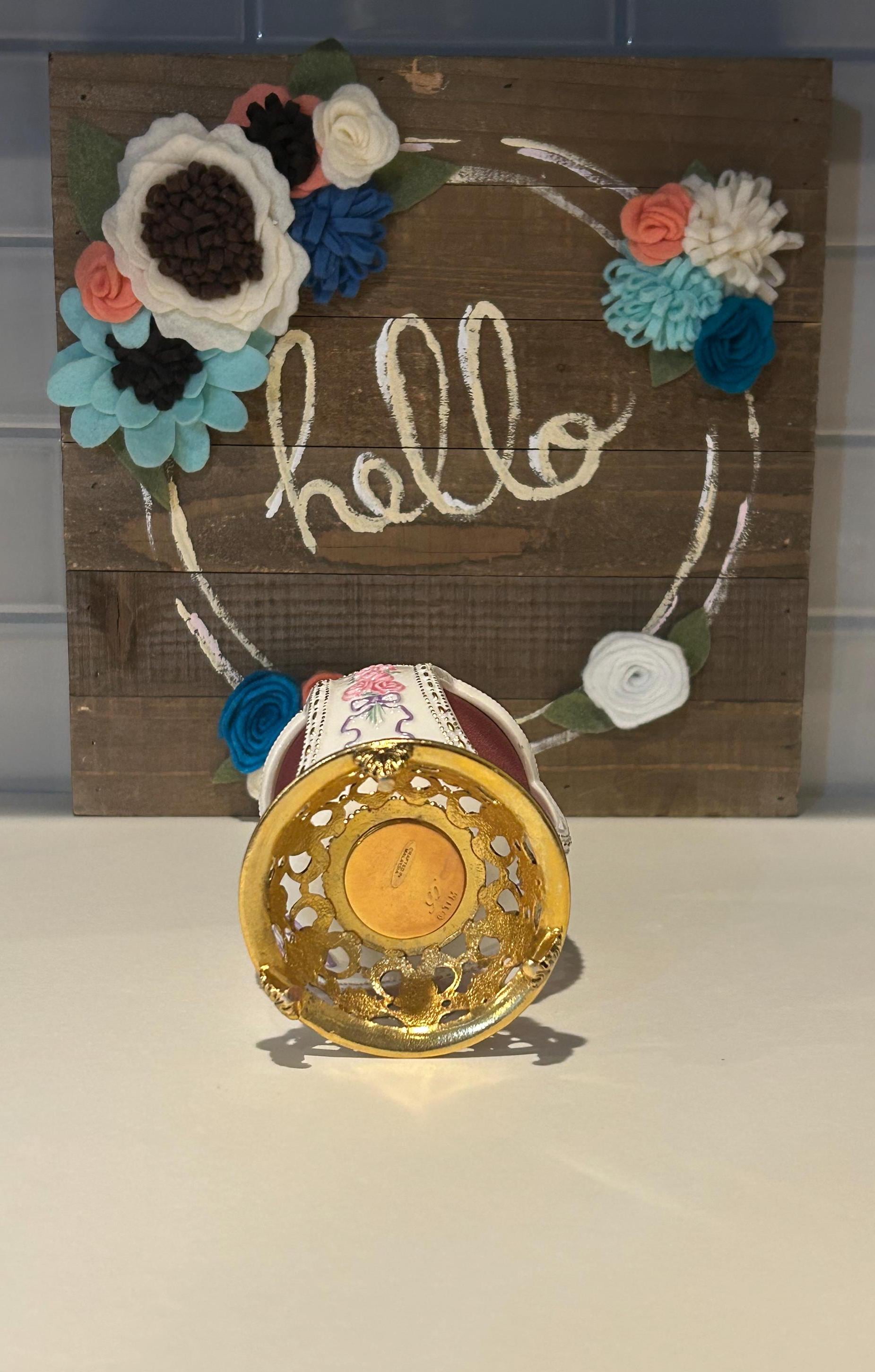 Franklin Mint Faberge Musical Carousel Egg: Collectible Figurine