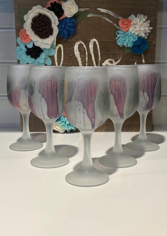 Rueven Art Nouveau Watercolor Pastel Wine Glasses - Etsy display picture 1